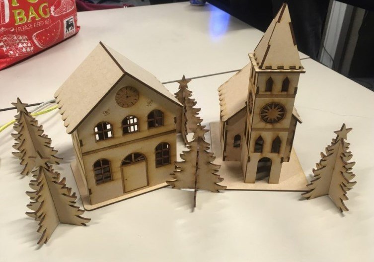 Free Laser cut wood designs Christmas Eve Box 16 Christmas house dxf