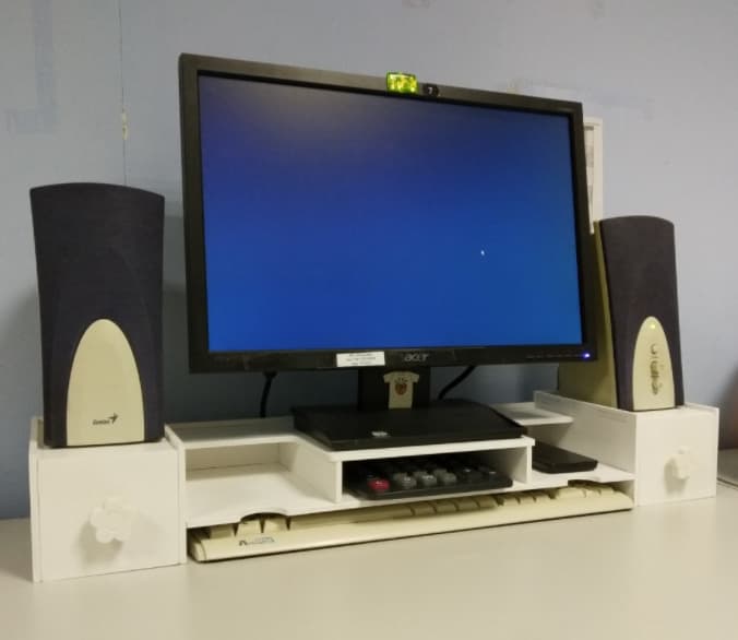laptop organizer shelf
