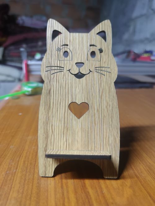 Free Laser Cut Cell Phone Holder Pattern for DIY Projects 2 Free Laser Cut Cell Phone Holder Pattern for DIY Projects